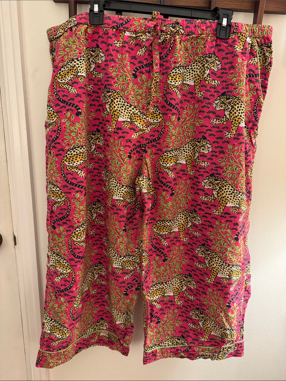 Printfresh Pink Leopard & Foliage Wide-Leg Pajama Pants with Pockets